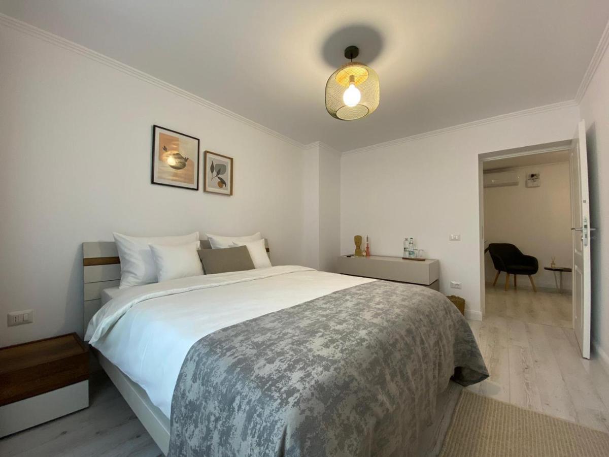 Cosy Apartments & Bistro Pufesti Zimmer foto